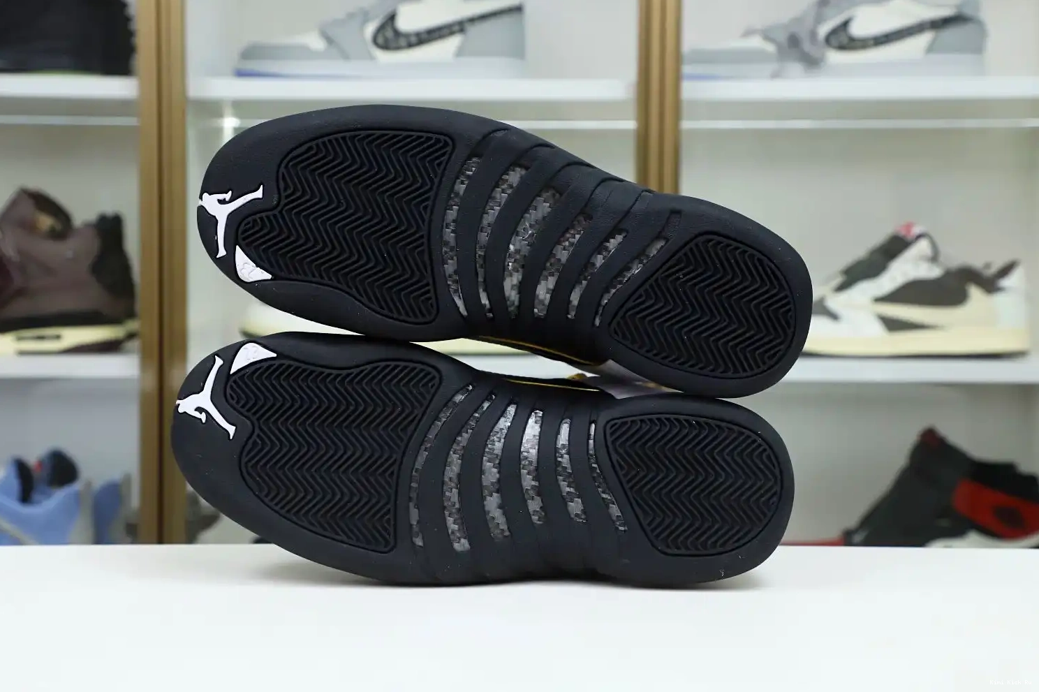 'ROYALTY' 12 Kimikick AIR RETRO JORDAN 0807